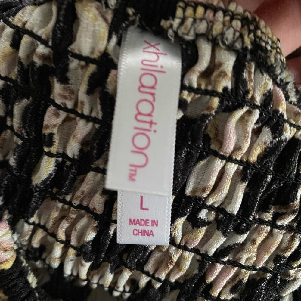 Floral xhilaration dress size large - Picture 2 of 4